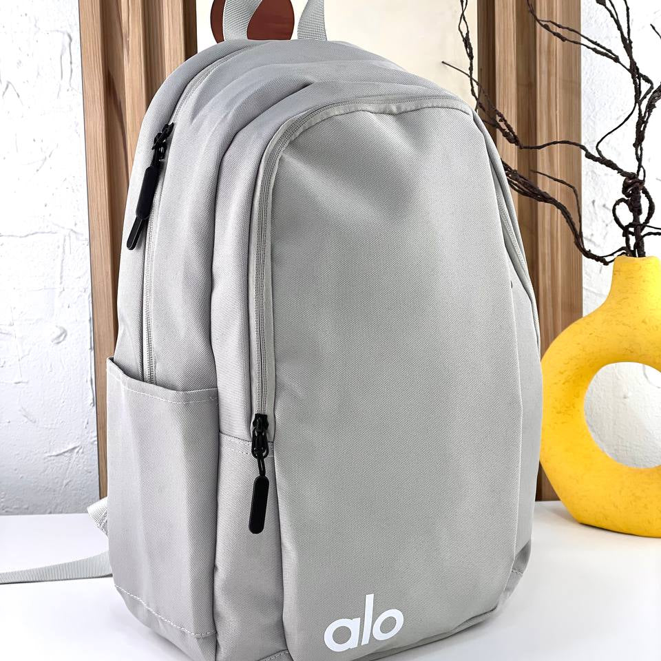Alo Black Backpack: Sleek, Everyday Carry 🖤🎒☁️