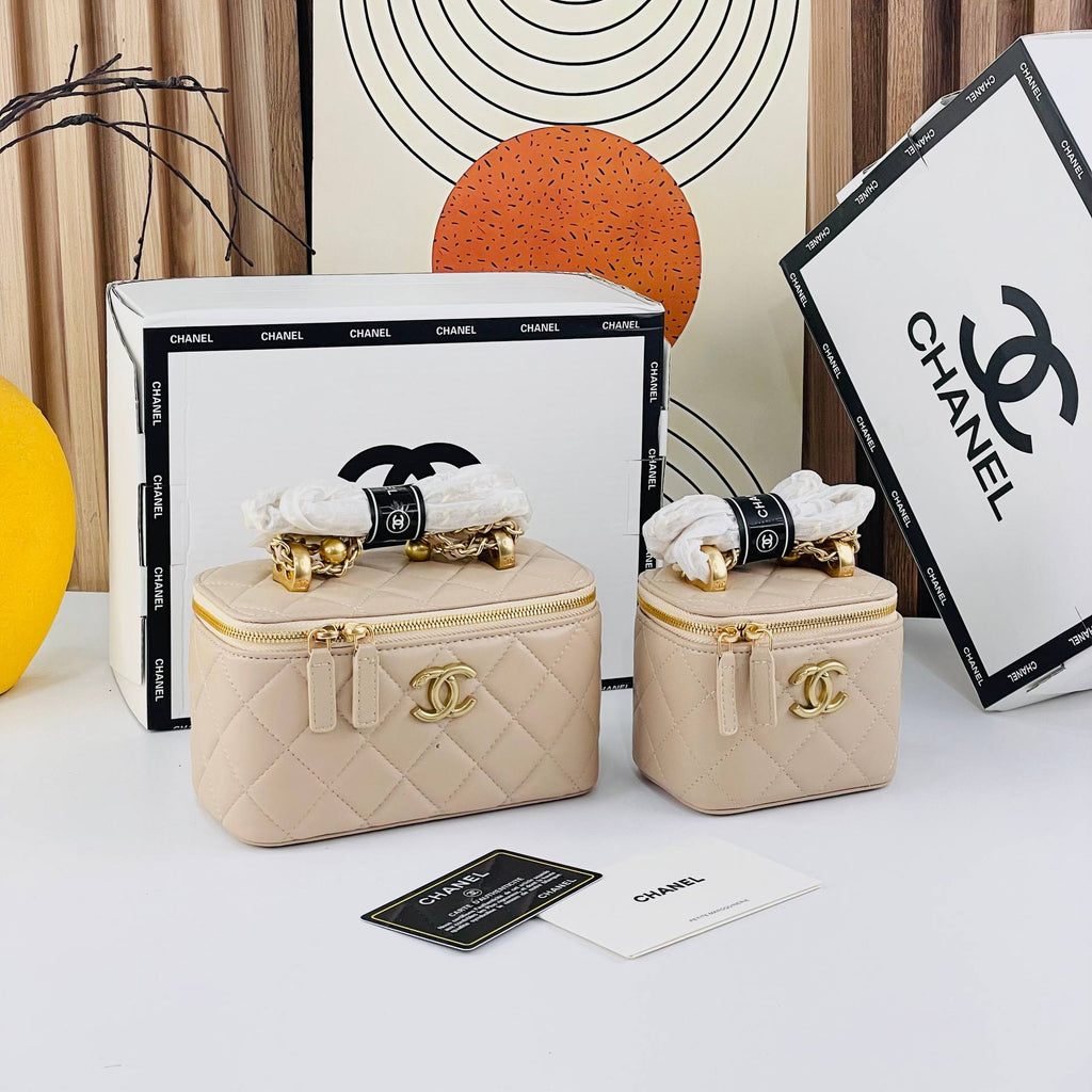 Chanel Pink Vanity Case 💖👛 Luxury Organizer