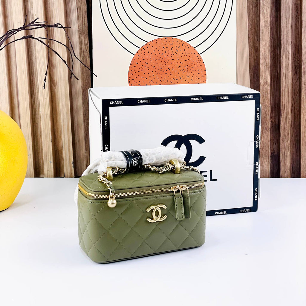 Chanel Pink Vanity Case 💖👛 Luxury Organizer