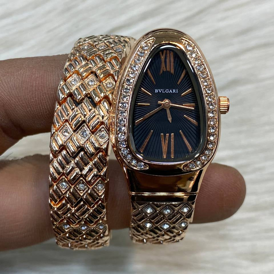Rose Gold Radiance: Stainless Steel Women's Watch 💖✨⌚