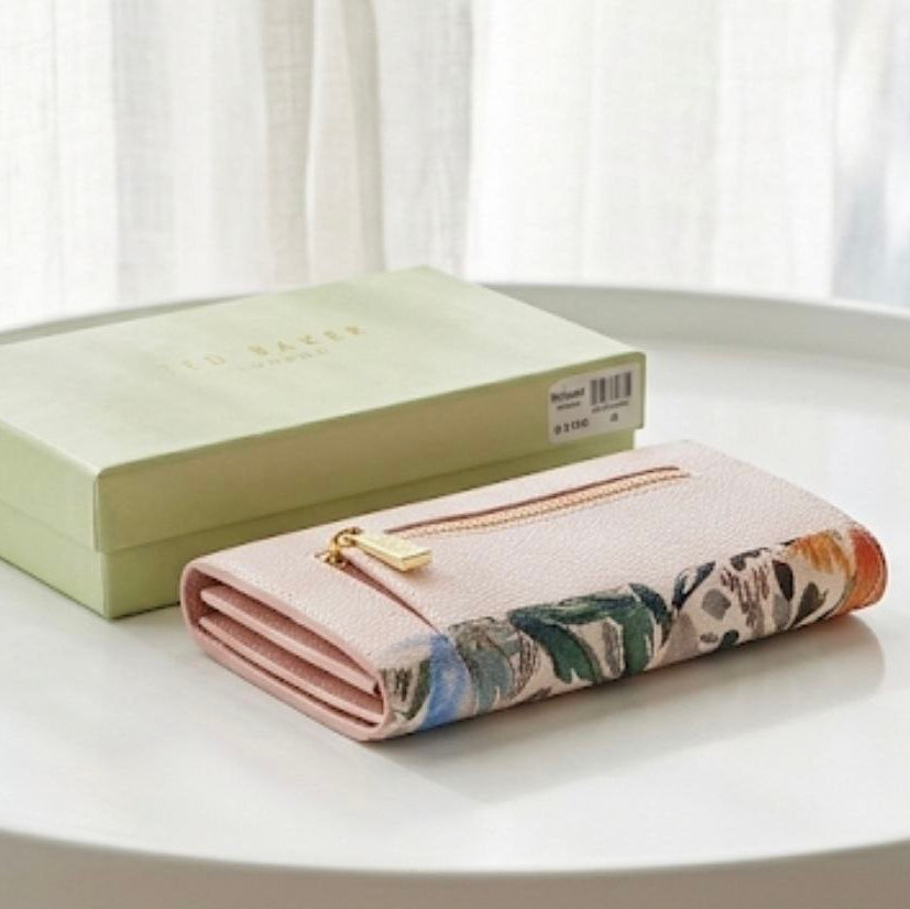 TED BAKER: Rose-Tinted Danger Wallet 🌹