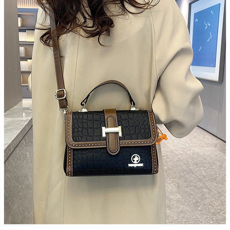 Foxjazz Crocodile Pattern Studded Crossbody Bag