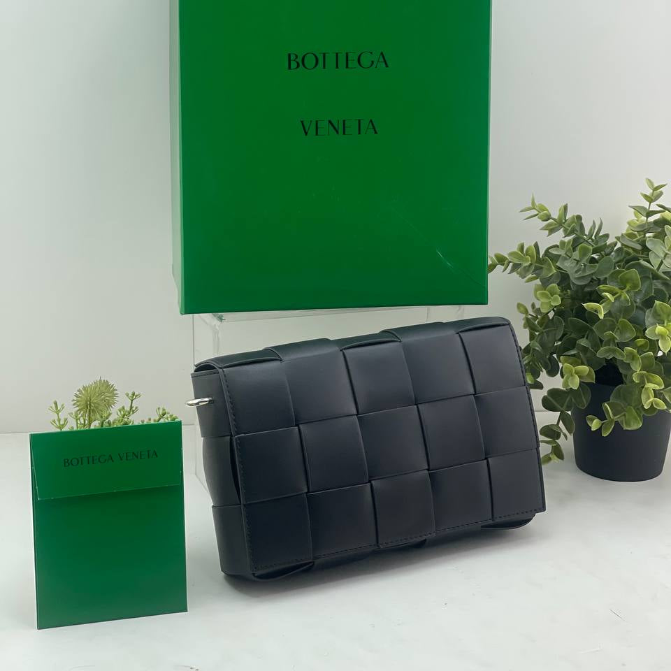Bottega Veneta Intrecciato Leather Crossbody Bag in Black 👜🖤✨