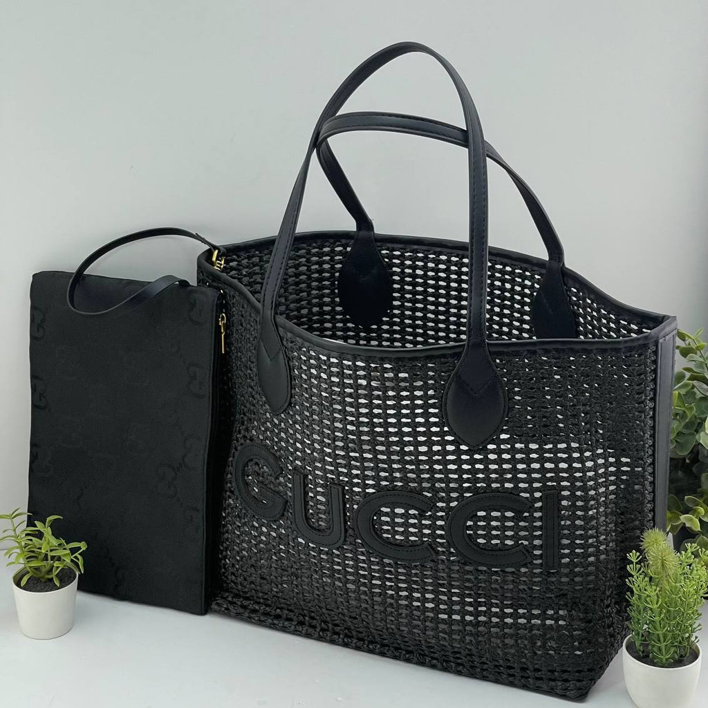 Gucci Beige & Black Tote 👜 Chic Carryall 🖤