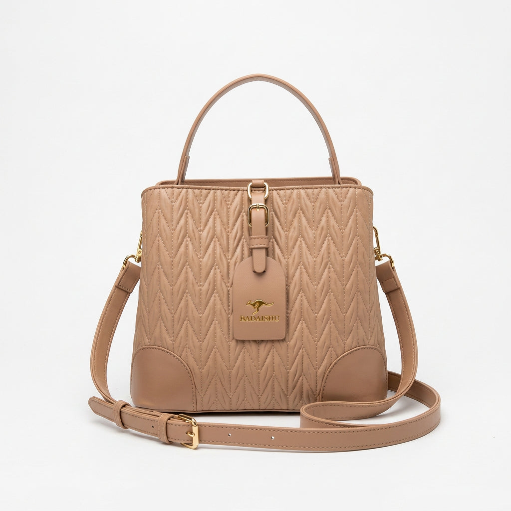Bndaishu Quilted Bucket Bag with Top Handle