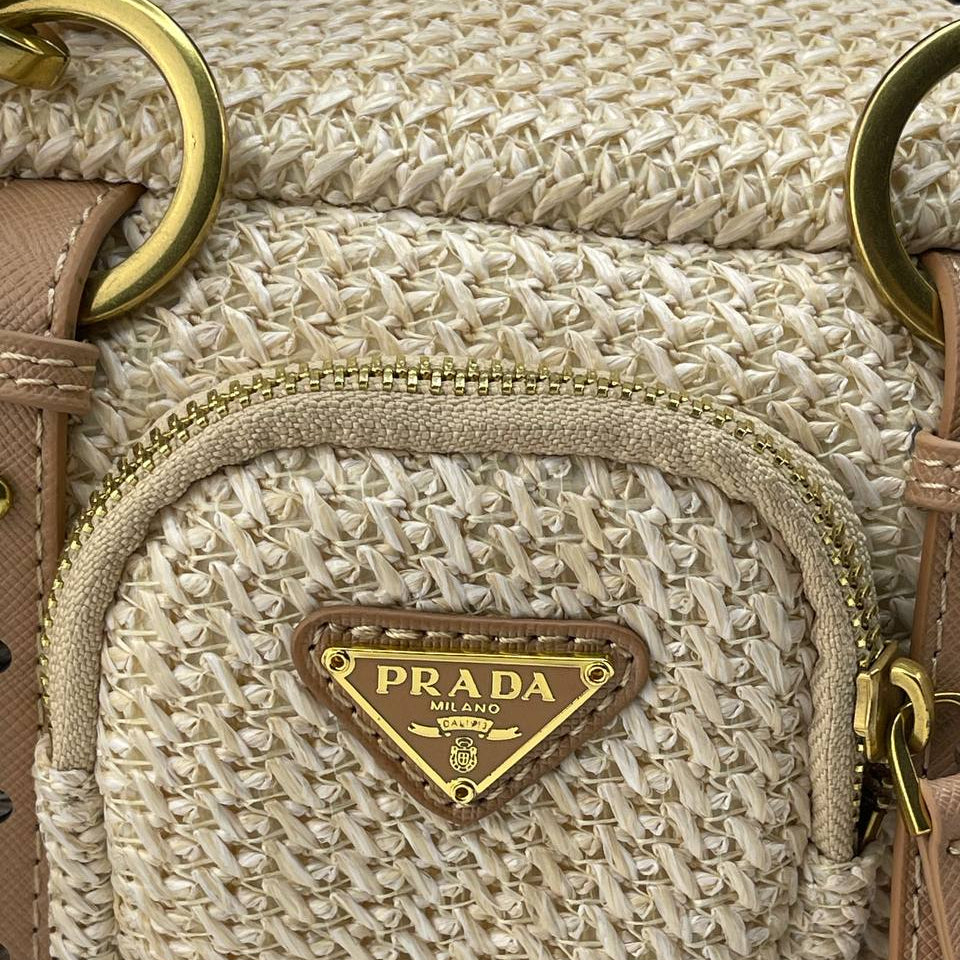 Prada Beige Bag 👜 Classic Elegance 💫 With Box