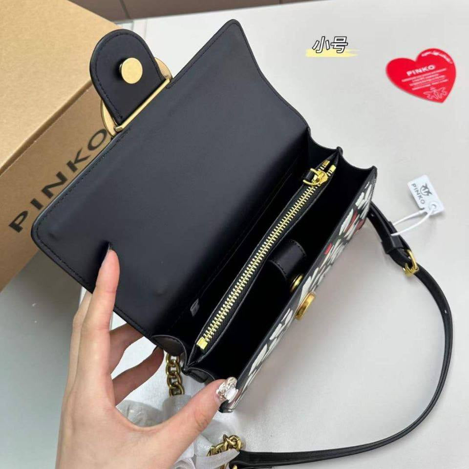 PINKO Chic Bag 🖤🤍❤️ Top Quality with Box