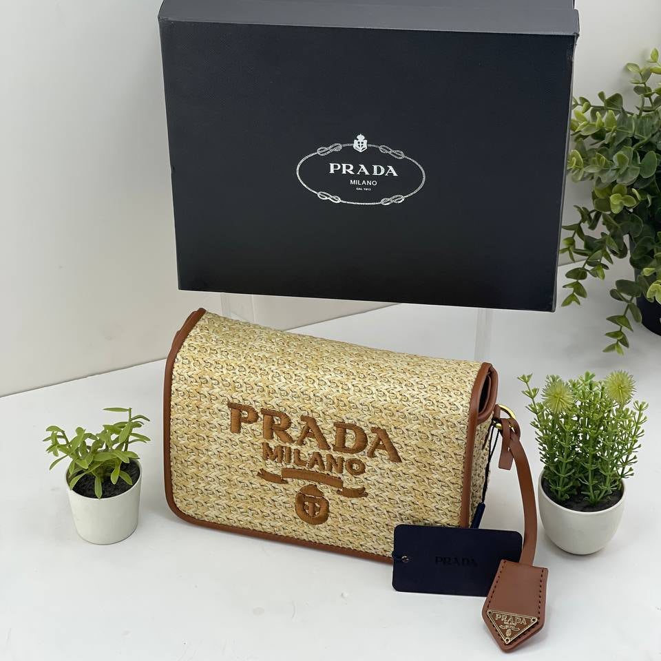 Prada: Chic Beige & Black Shoulder Bag 👜🖤