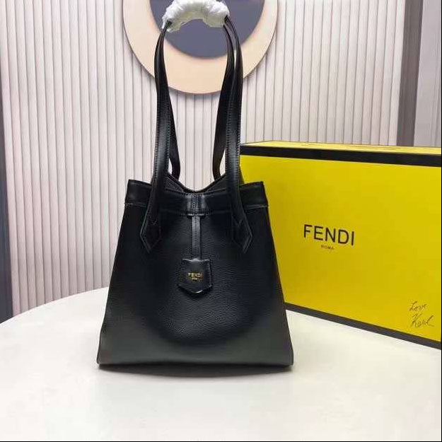 Fendi Black Carryall Tote 🖤 Minimalist Style