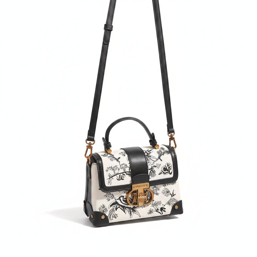 Floral Top Handle Bag 👜🌸 Black & White