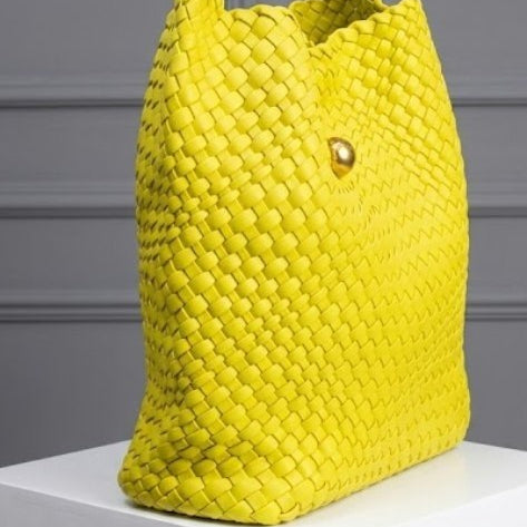 Bottega Veneta Style Woven Shoulder Bag with Matching Pouch