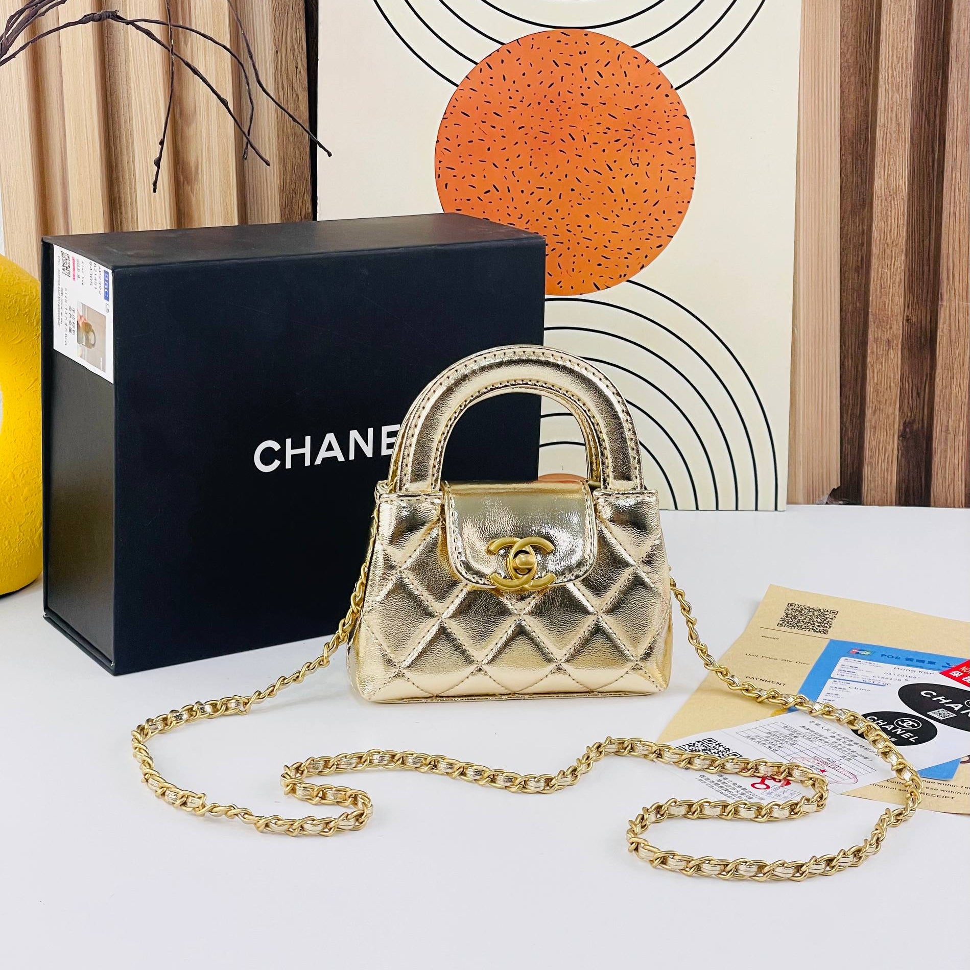 Chanel: Gold & Burgundy Classic Flap Bag 👜⚜️