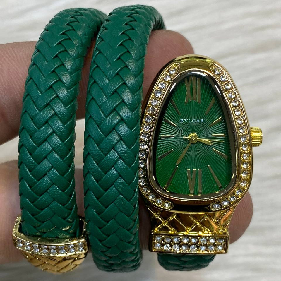 Elegant Colorfast Women's Watch 💖⌚ Stainless Steel or Leather
