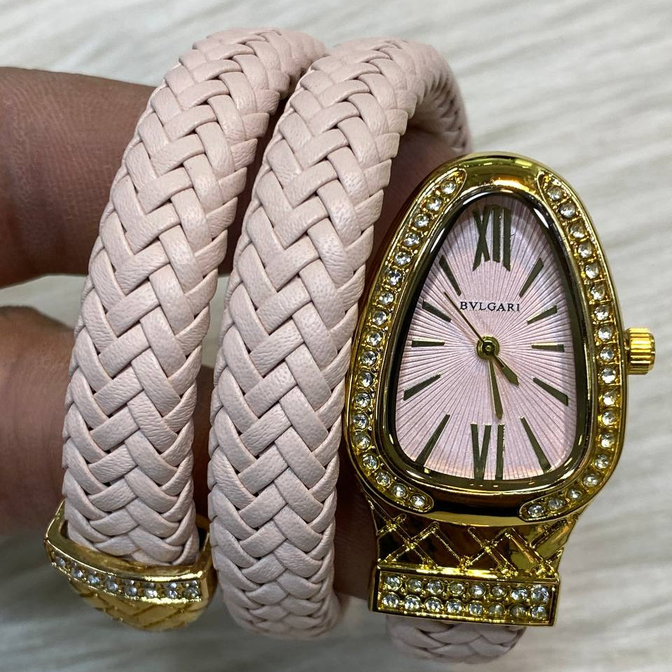Elegant Colorfast Women's Watch 💖⌚ Stainless Steel or Leather