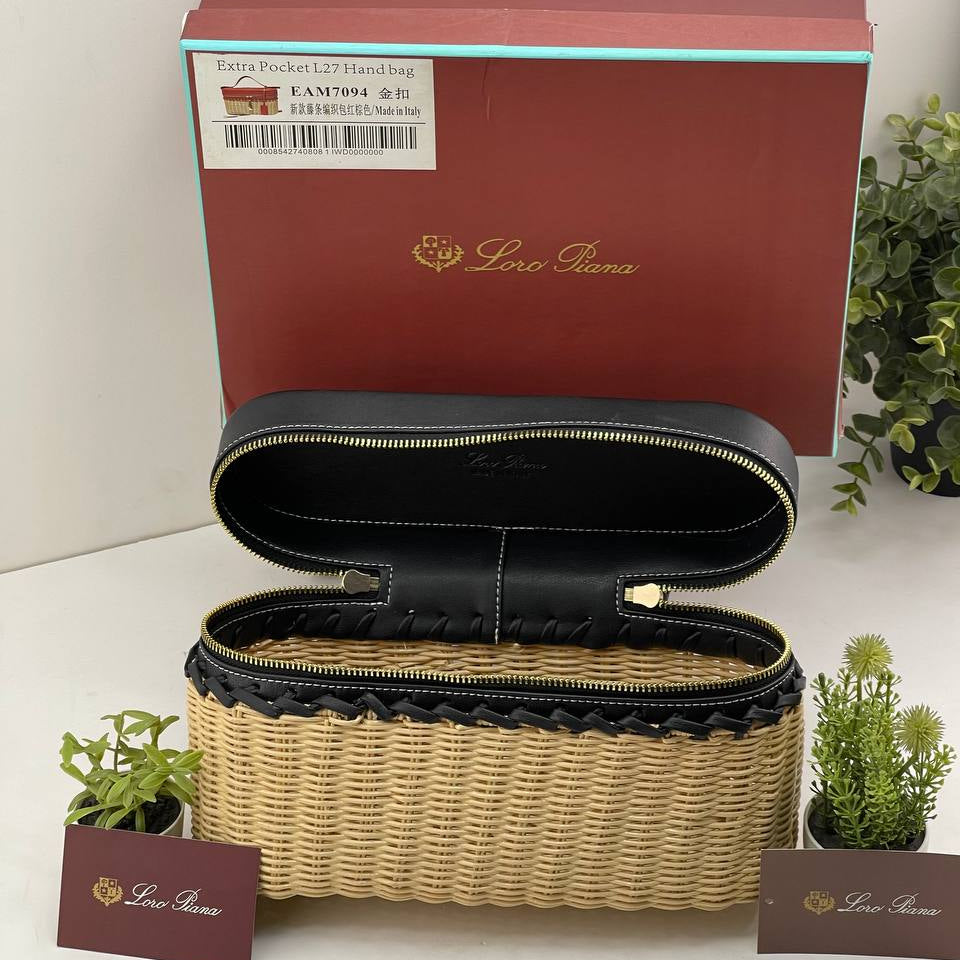 Loro Piana Extra Pocket L27: Chic Carryall 💼👜🤎