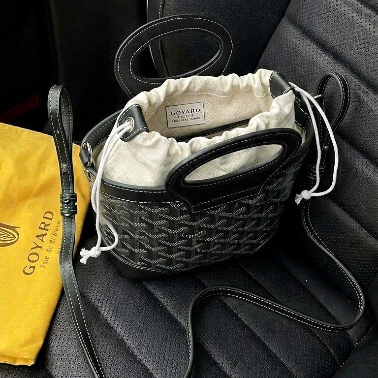 GOYARD Mirror Bag: Green Canvas Crossbody 💚