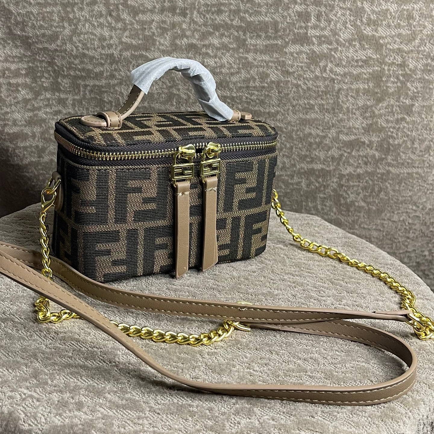 Fendi Brown & Black Baguette 👜🖤 With Box