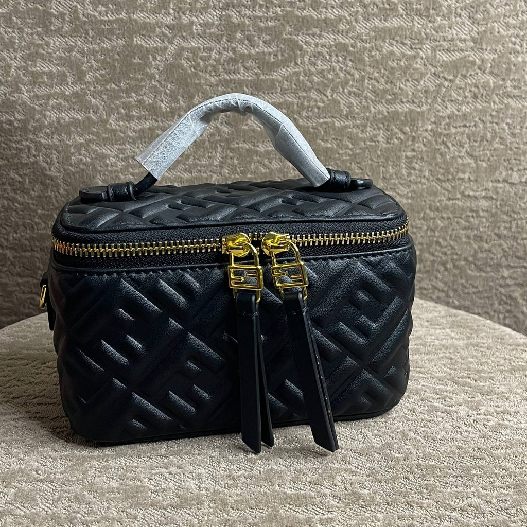 Fendi Brown & Black Baguette 👜🖤 With Box