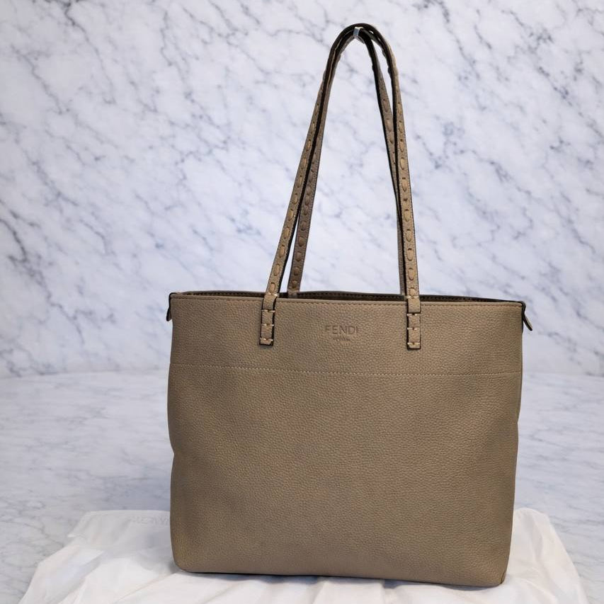 Fendi Double Face Ivory Tote 👜 Elegant Simplicity