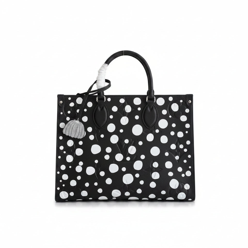 Polka Dot Pattern Tote Bag in Black or Red ⚪🔴