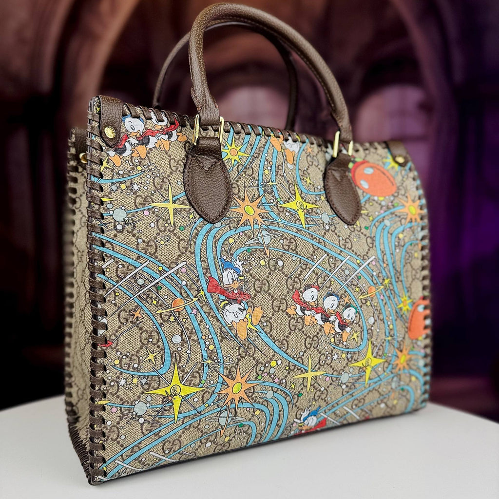 Gucci Tiger Jungle Print Tote Bag in Pink and Blue 🐯🌸👜