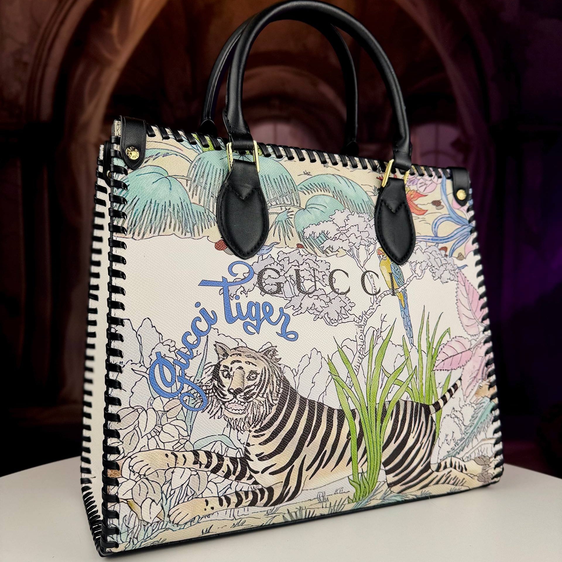 Gucci Tiger Jungle Print Tote Bag in Pink and Blue 🐯🌸👜