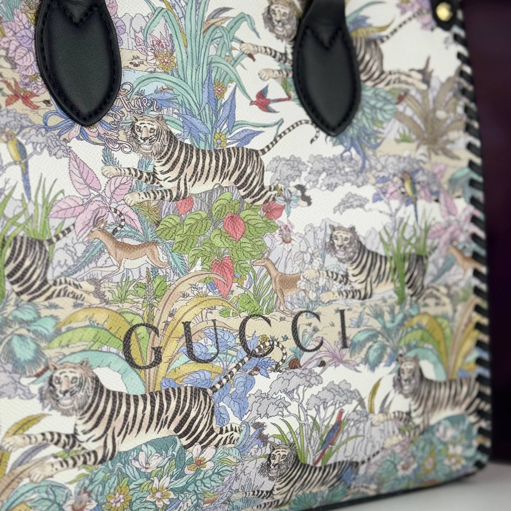 Gucci Tiger Jungle Print Tote Bag in Pink and Blue 🐯🌸👜