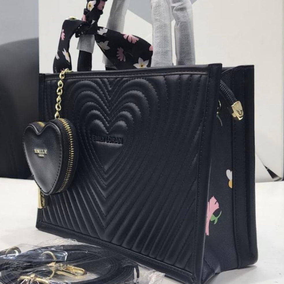 Emily Loran Heart Quilted Tote with Matching Coin Purse 💖👜
