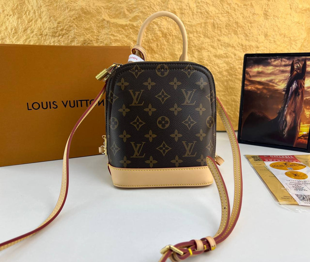 Louis Vuitton Monogram Alma Backpack with Vachetta Trim 👜✨🤎