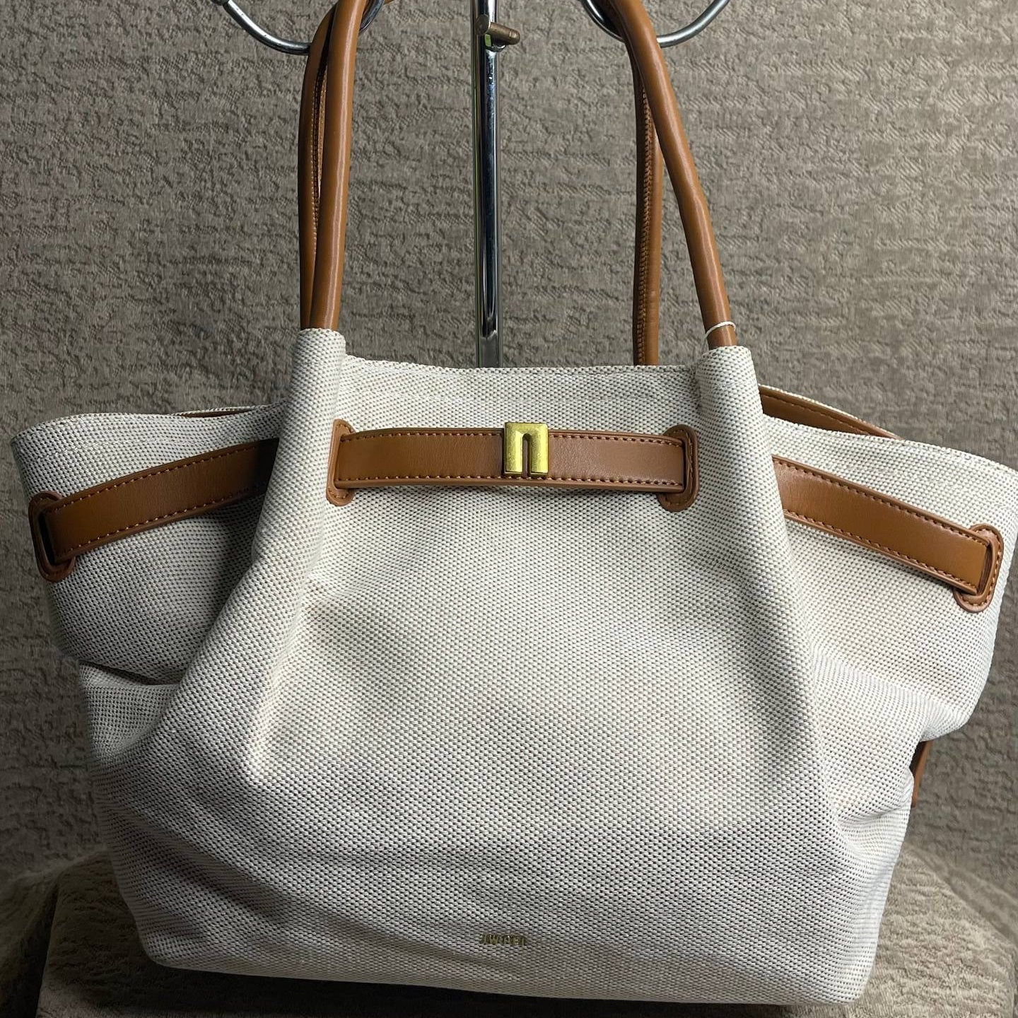 JW PEI Minimalist Shoulder Bag 🖤🤍 Beige & Black