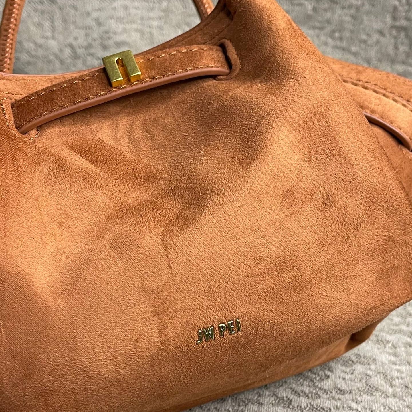 JW PEI Chic Shoulder Bag 👜 Brown 🤎🤍