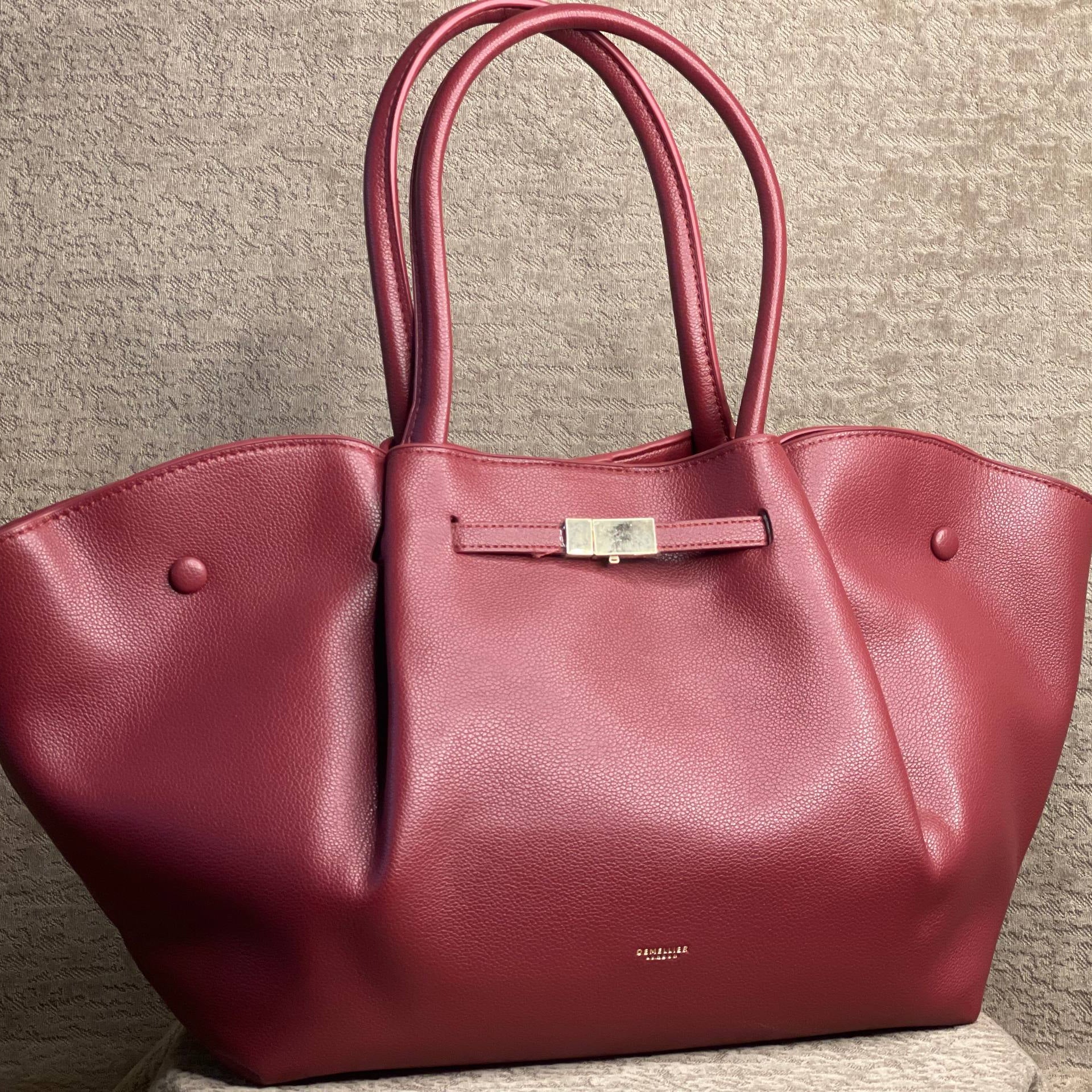 DeMellier: Chic Tote 👜 in Black, Brown, Red & White