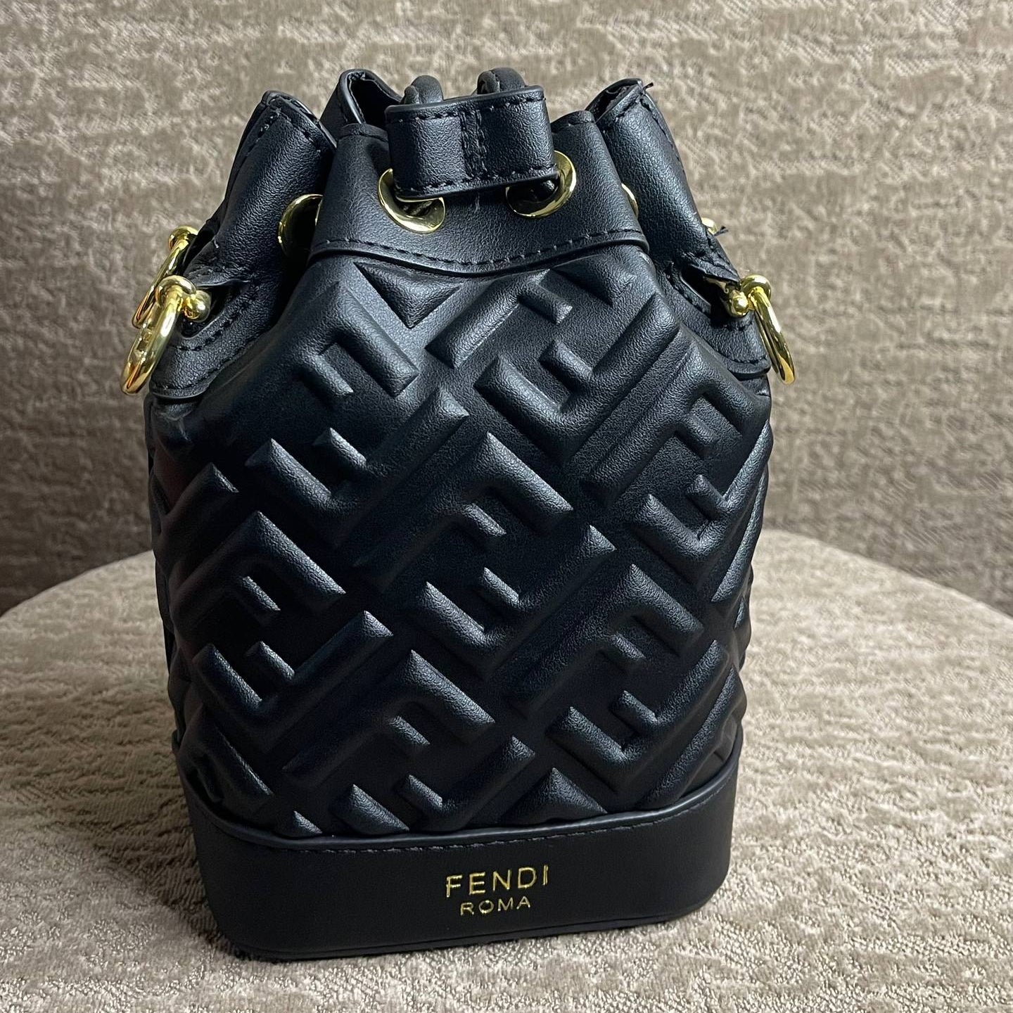 Fendi Color-Block Bag 🖤🤍💙🤎