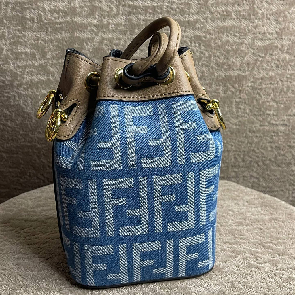 Fendi Color-Block Bag 🖤🤍💙🤎