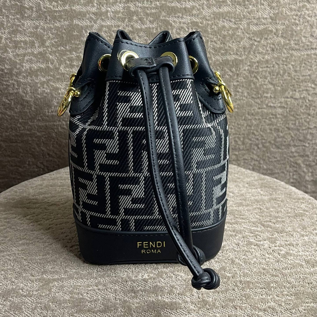 Fendi Color-Block Bag 🖤🤍💙🤎