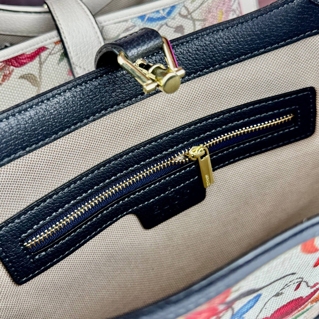 Gucci Floral Print Canvas Shoulder Bag with Gold-Tone Hardware 🌸👜