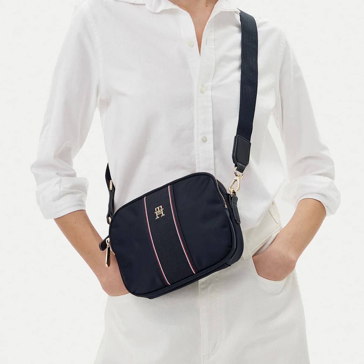 Tommy Hilfiger Navy Blue Crossbody Bag with Gold-Tone Hardware 👜✨