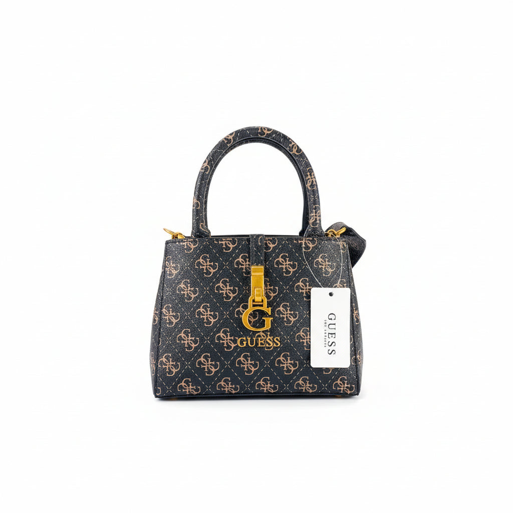 GUESS Chic Crossbody Bag 🖤💙 Beige Accent