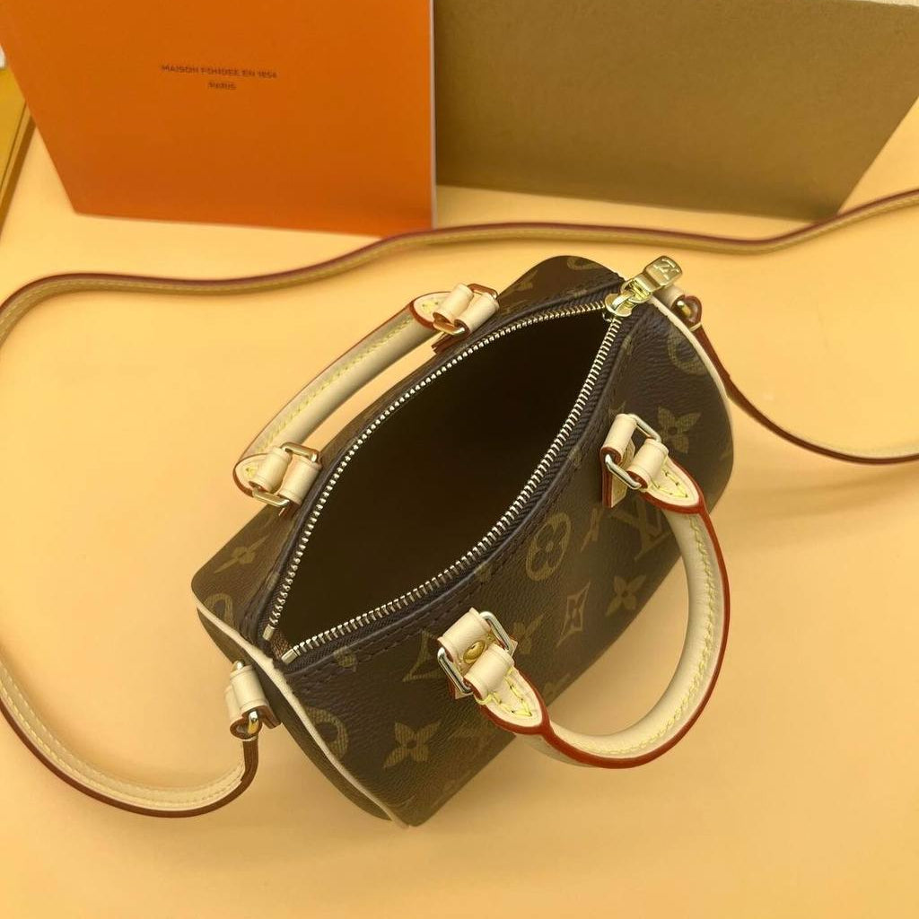 Louis Vuitton Monogram Nano Speedy with Adjustable Strap 👜✨🤎