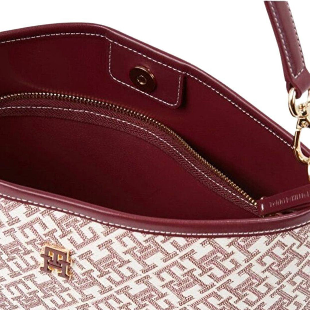 Tommy Hilfiger Monogram Bag 🤍❤️ Classy Tote