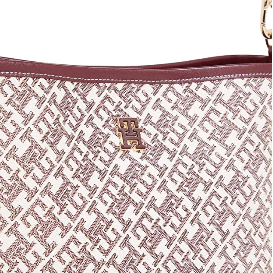 Tommy Hilfiger Monogram Bag 🤍❤️ Classy Tote
