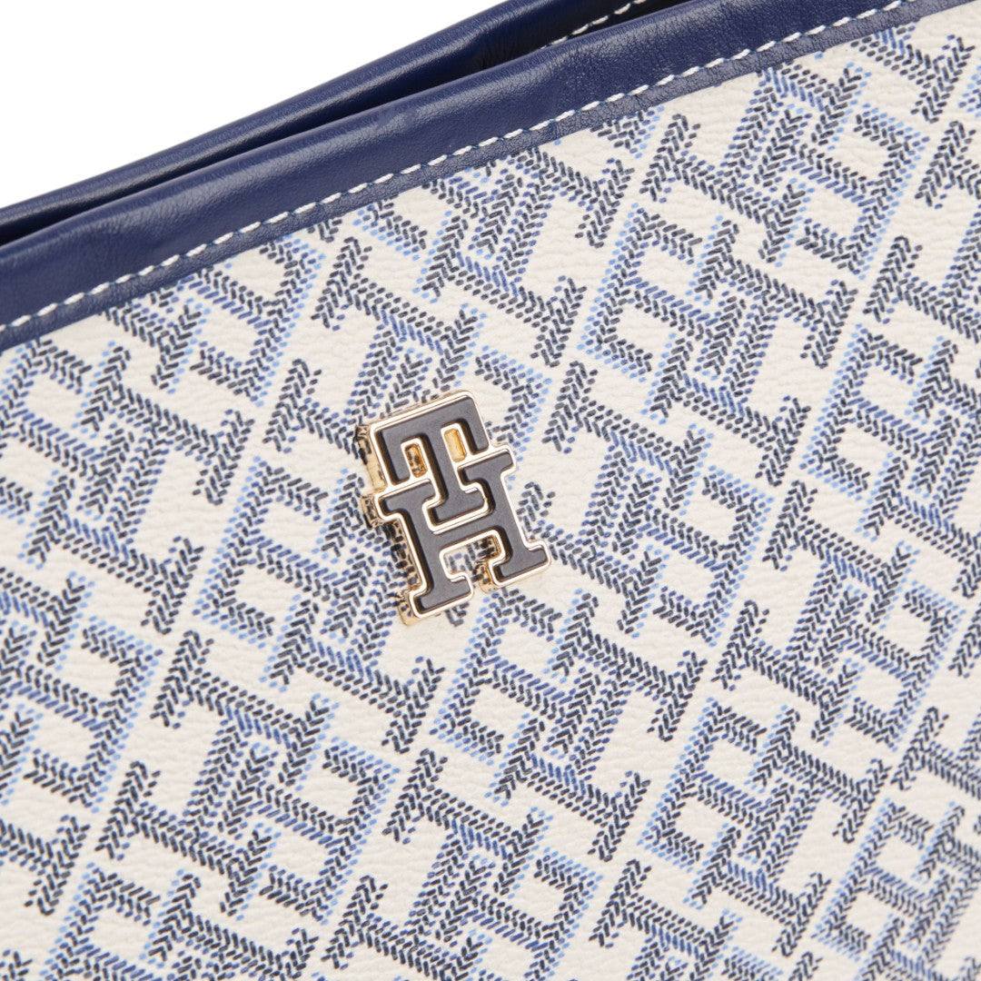 Tommy Hilfiger Monogram Bag 🤍❤️ Classy Tote
