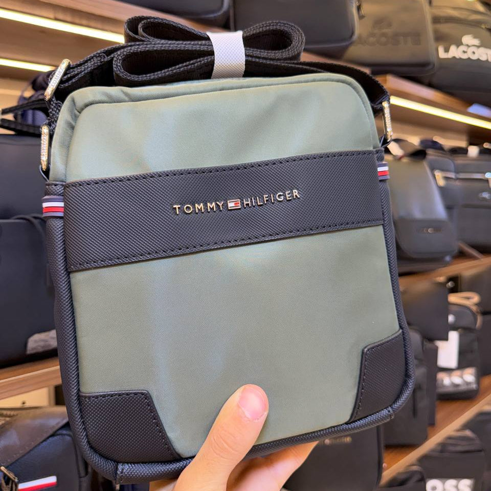 Tommy Hilfiger Olive Green Crossbody Bag with Black Accents 🌿👜