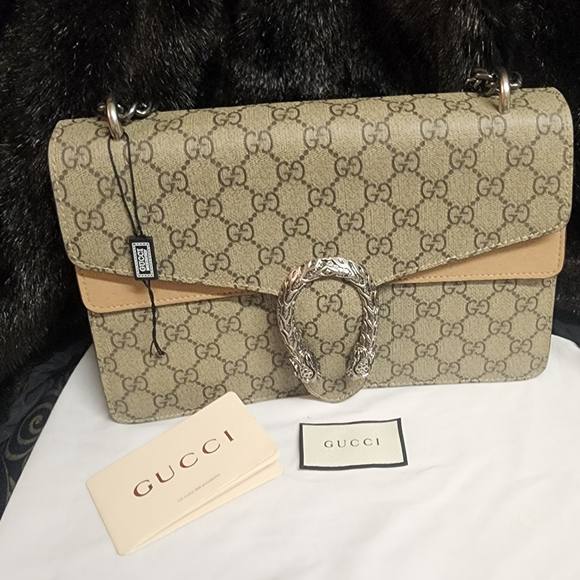 Gucci Dionysus GG Supreme Canvas Shoulder Bag with Tiger Closure