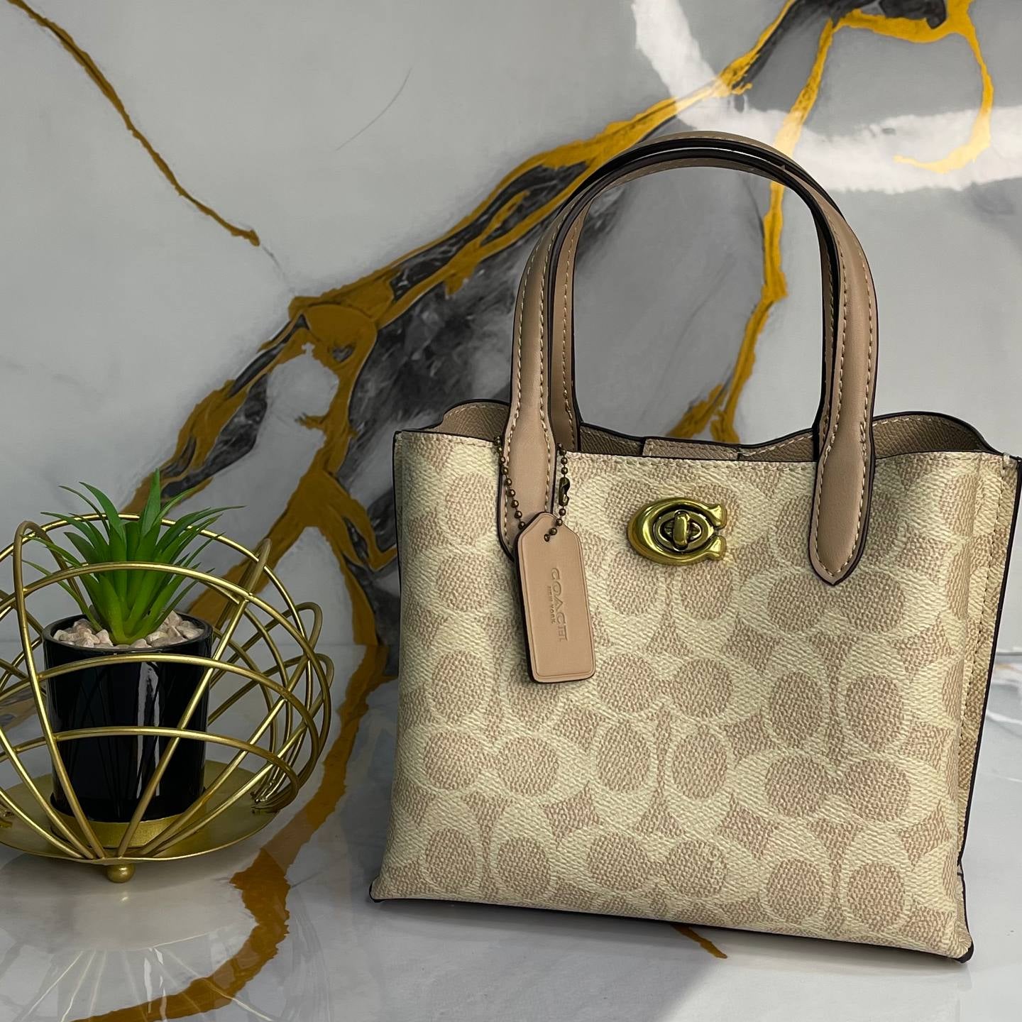 Coach Signature Canvas Tote with Detachable Circular Coin Purse 👜✨🤎