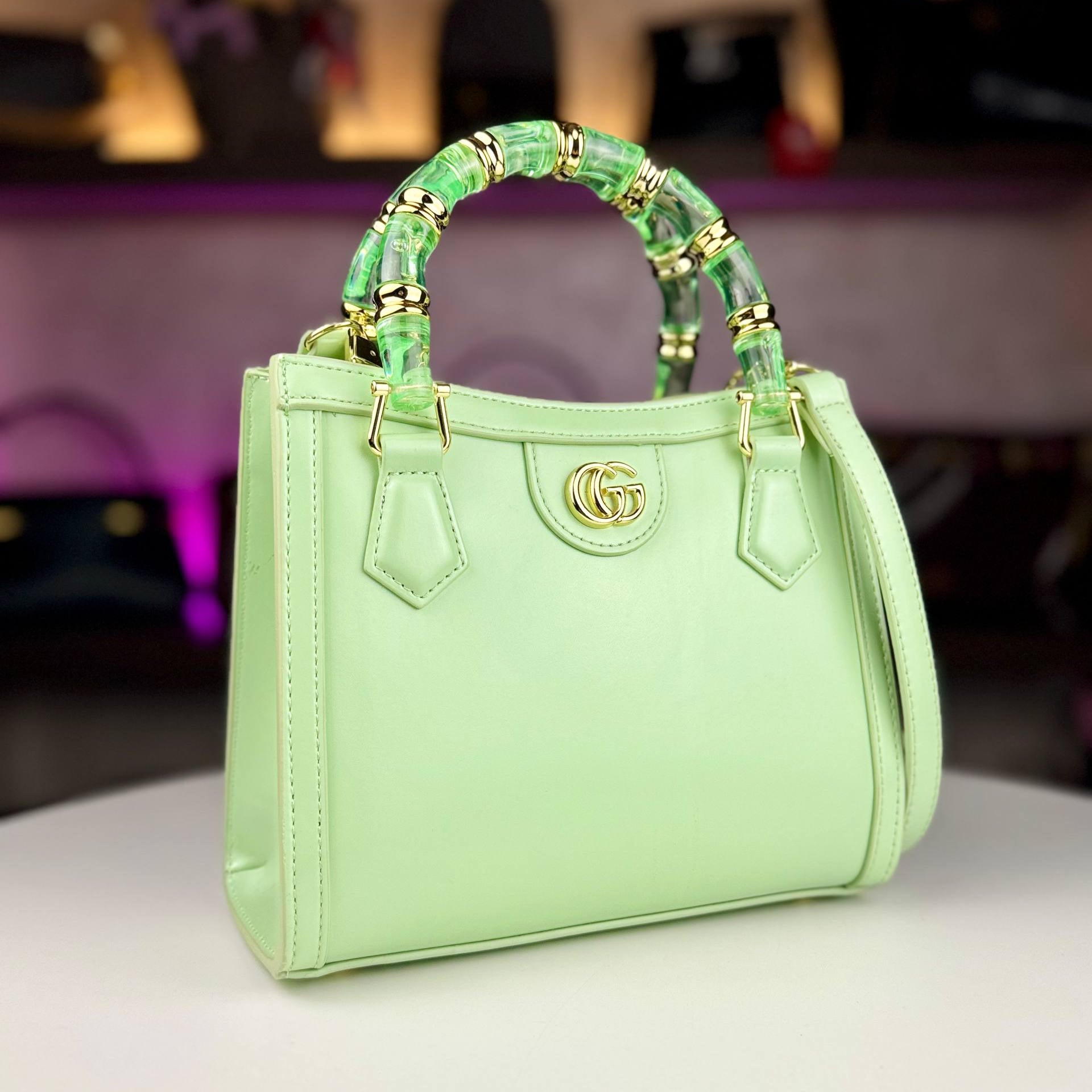 Gucci Top Handle Bag with Bamboo Detail 👜✨