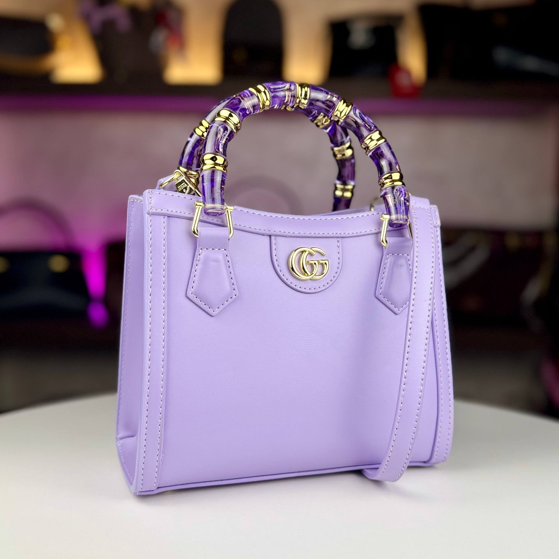 Gucci Top Handle Bag with Bamboo Detail 👜✨