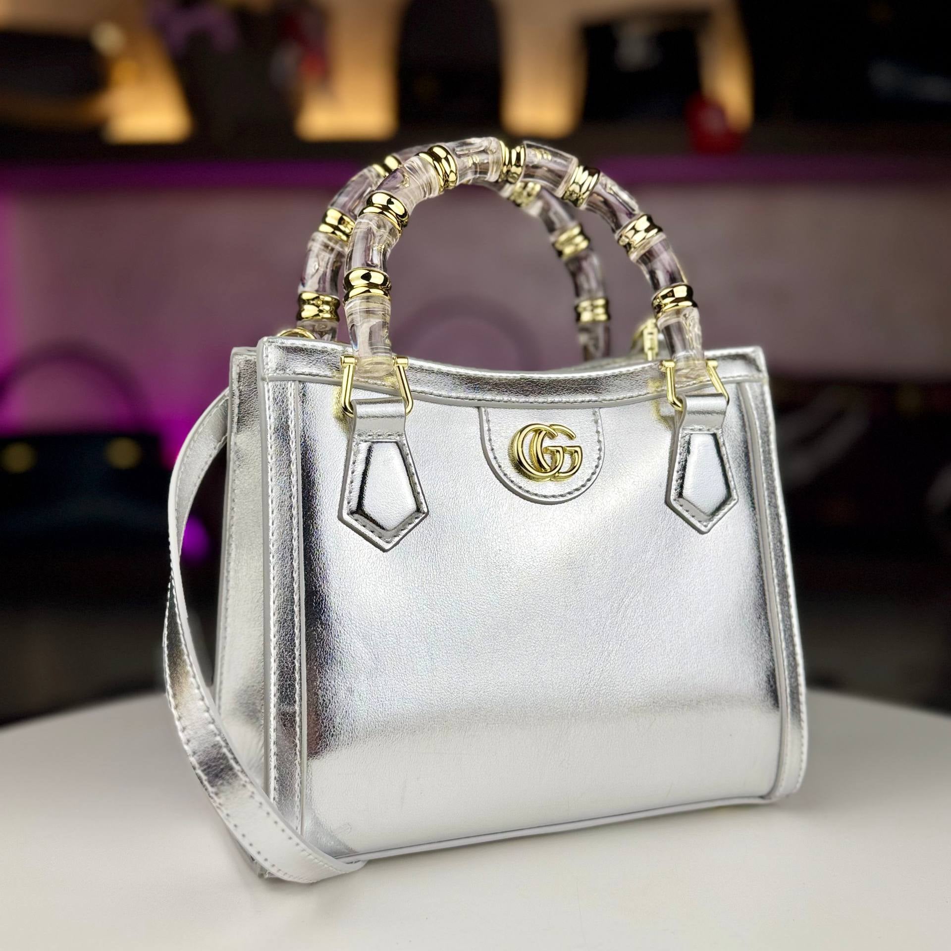 Gucci Top Handle Bag with Bamboo Detail 👜✨