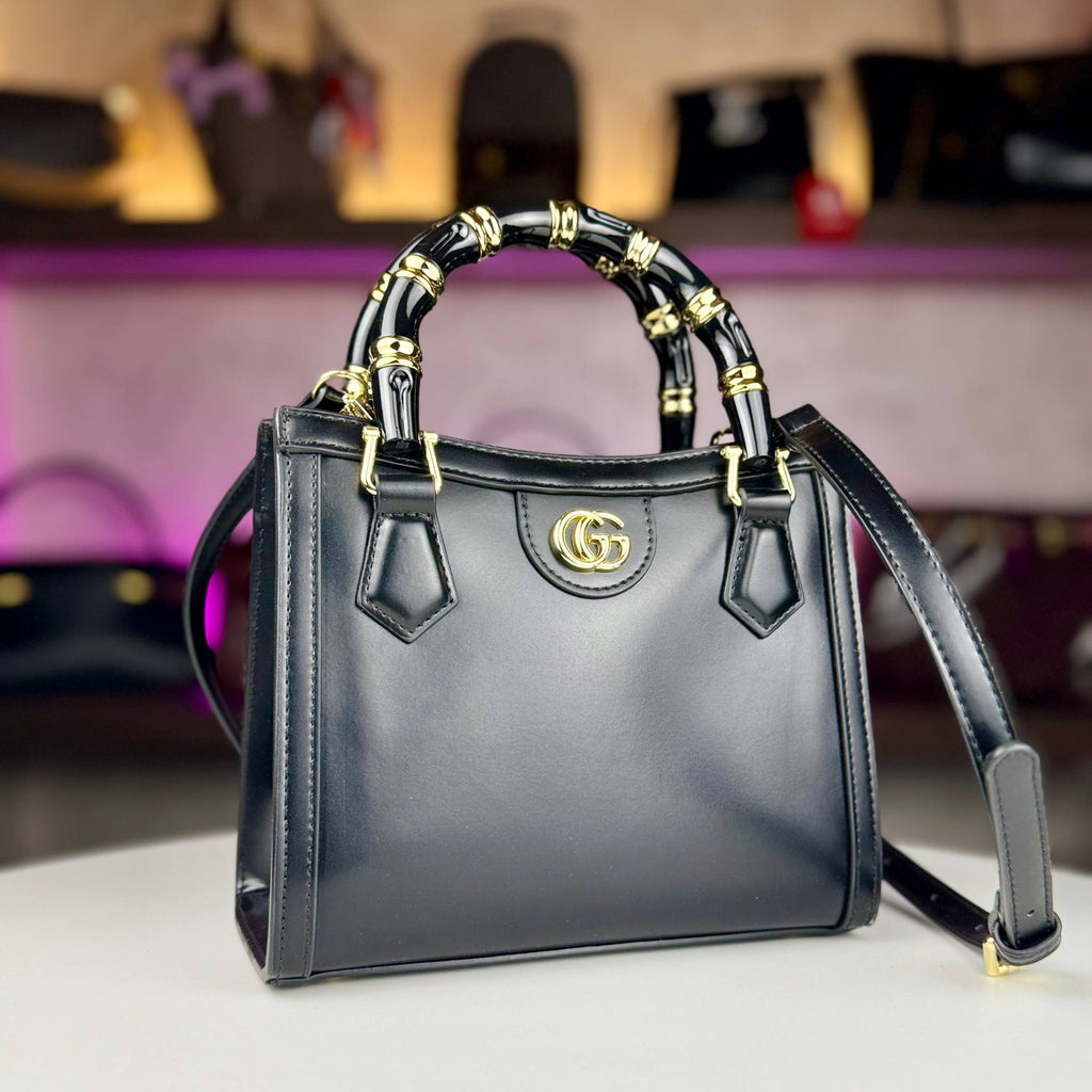 Gucci Top Handle Bag with Bamboo Detail 👜✨