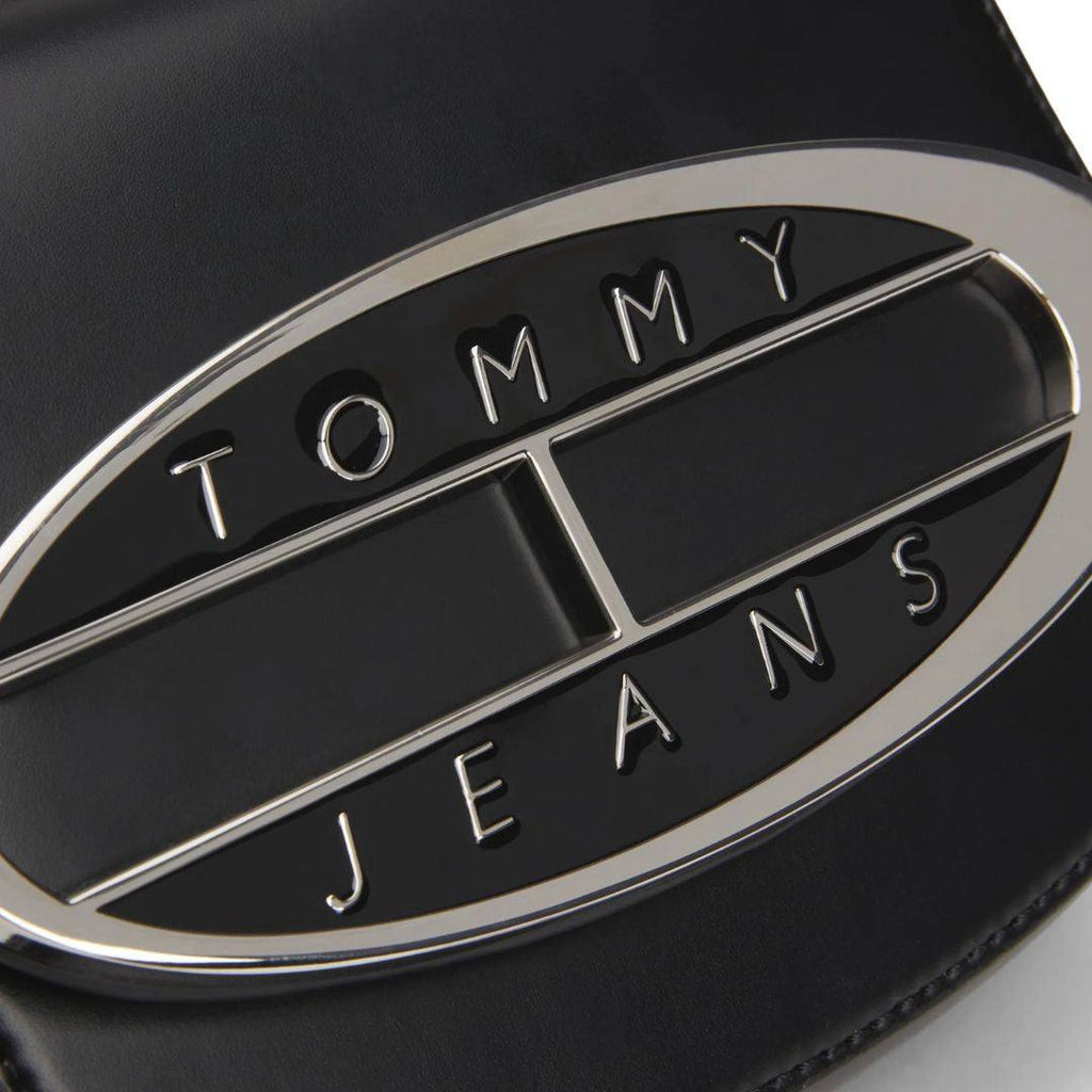 Tommy Jeans Logo Plaque Crossbody Bag in Sleek Black 👜✨